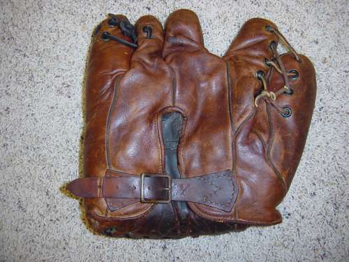 C.C. Peck Hamel Nokona G17 Back